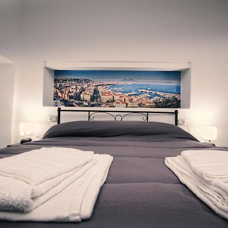 Almat Domus Apartamento Nápoles Quarto foto